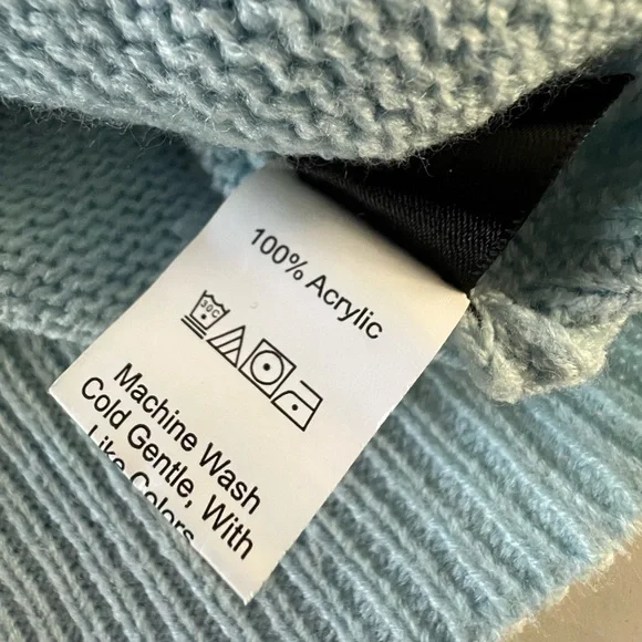 Light Blue Floral Button-Up Cardigan - Picture 3 of 4